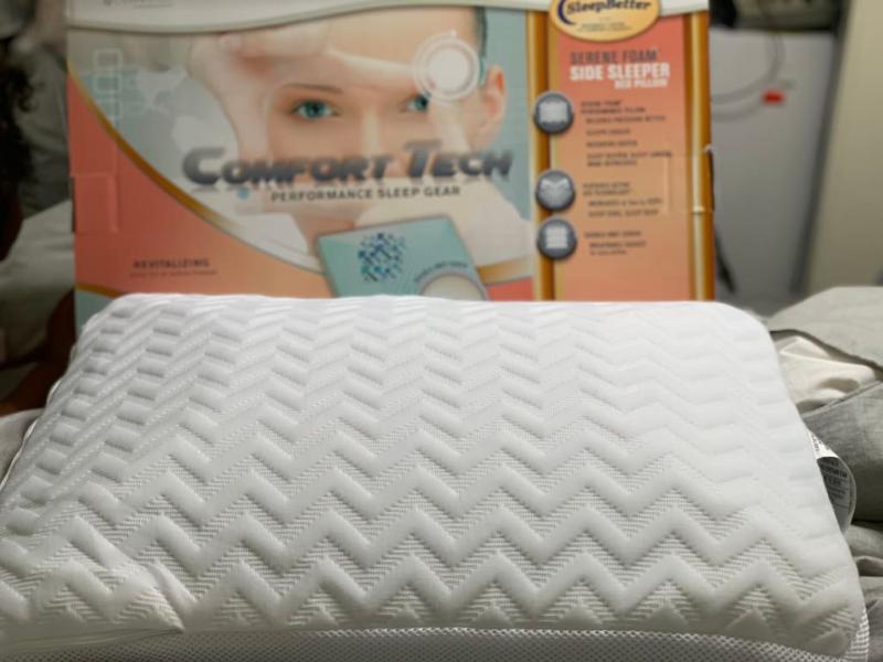 Comfort Revolution Standard Memory Foam Pillow F01-00075-ST0 - The Home  Depot