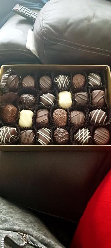 Chocolate Truffles Assortment (1 lb) | See's Candies