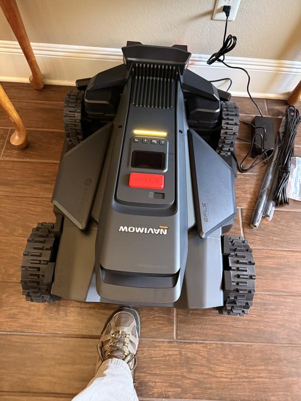 Customer photo of the Navimow X4