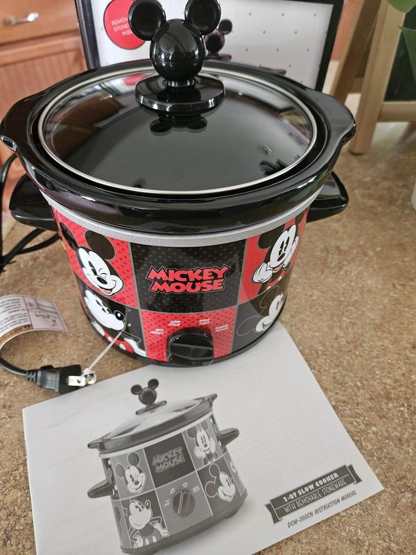 Mickey Mouse 7 Quart Digital Slow Cooker with Sound