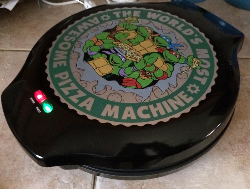 TMNT pizza maker heating up!