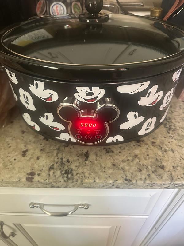 Disney Mickey Mouse 7-Quart Digital Slow Cooker with Sound in the Slow ...