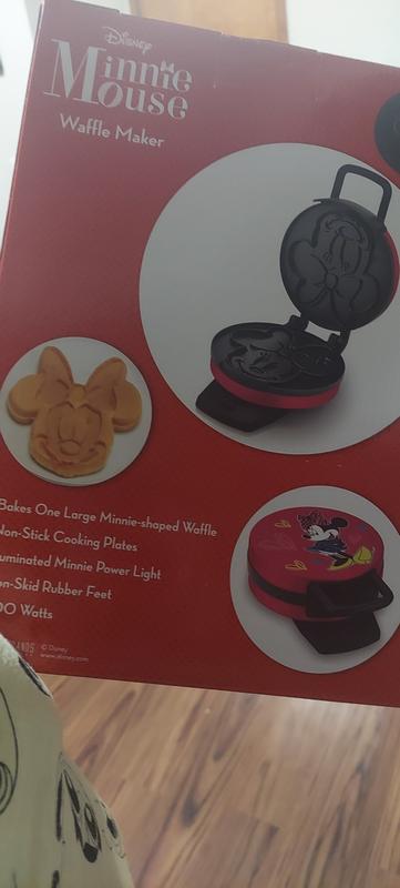 Best Buy: Disney Classic Minnie Mouse Waffle Maker Black/Pink DMG-11