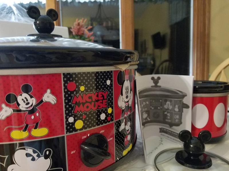Disney Mickey Mouse .65 QT Mini Crock Slow Cooker Stoneware NIB 