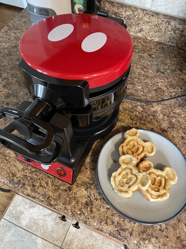 ぱ*む様 Disney Mickey Double Flip Waffle Ma Disney Mickey Mouse Double Flip Waffle Maker