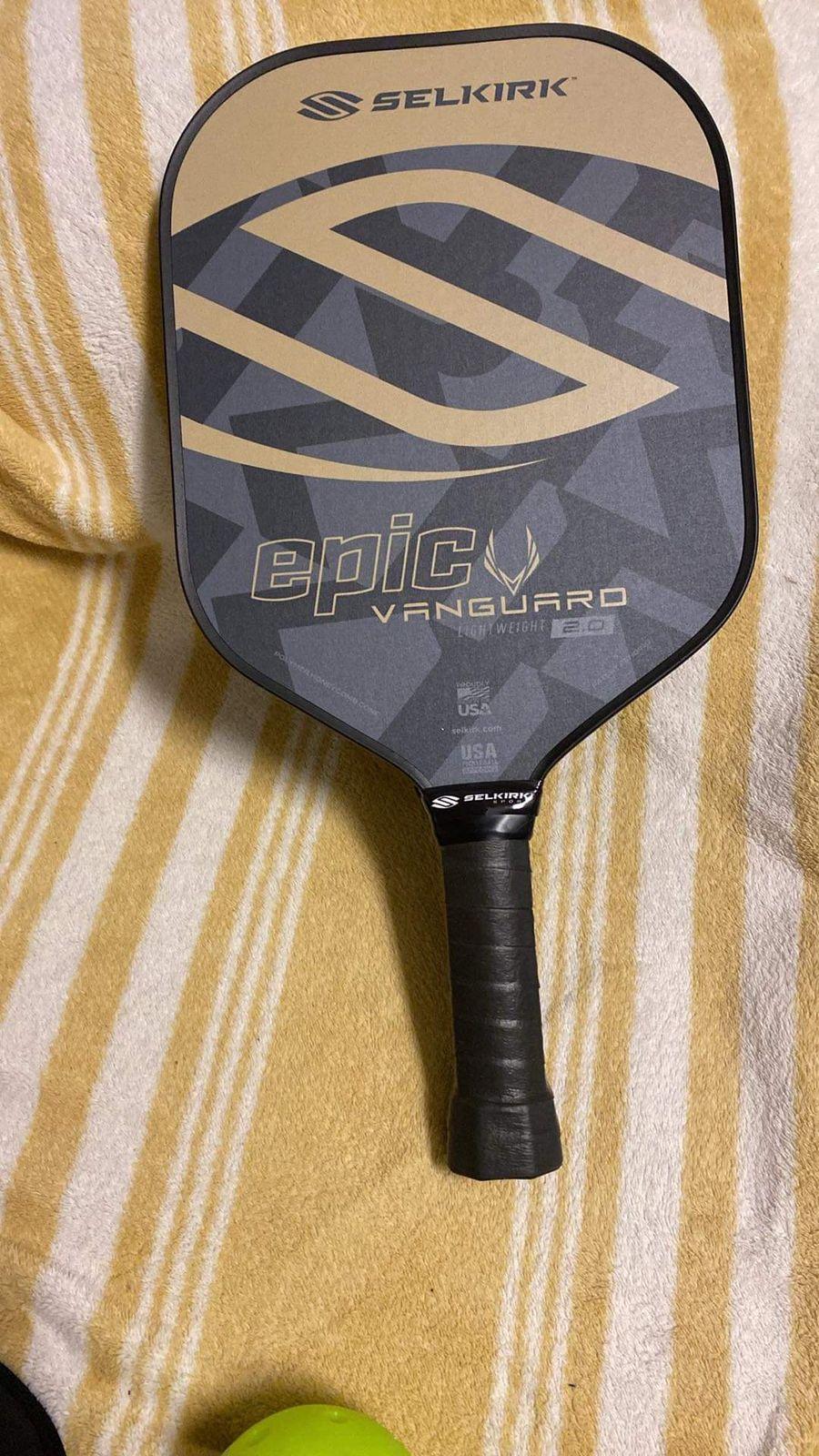 Selkirk Vanguard 2.0 Hybrid Epic Lightweight Pickleball Paddle
