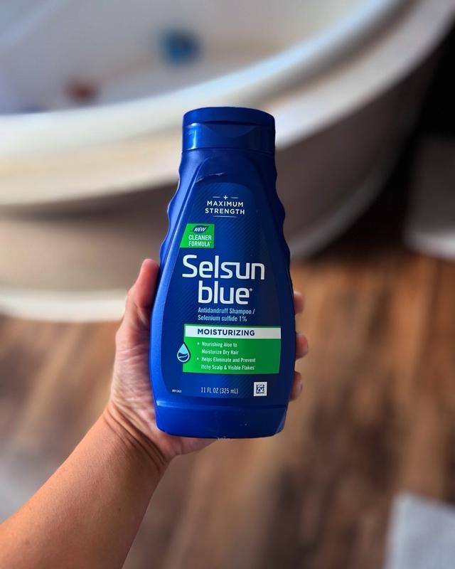 Moisturizing Antidandruff Shampoo With Aloe Selsun blue