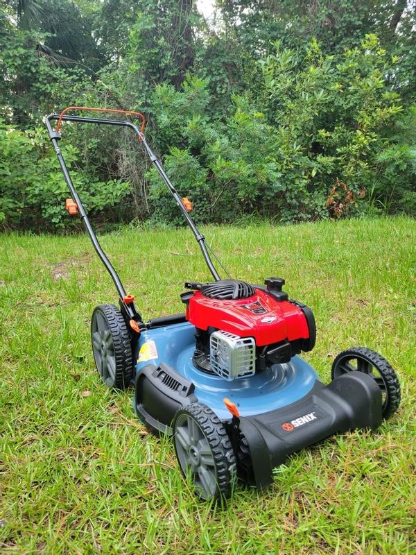 SENIX 21-in Gas Self-propelled lawn mower with 150-cc Briggs