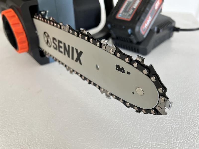 SENIX X2 20-volt Max 10-in Battery 4 Ah Chainsaw (Battery and Charger ...