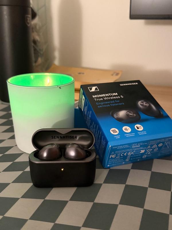 Customer photo for "Warmer high-quality sound on the go!"