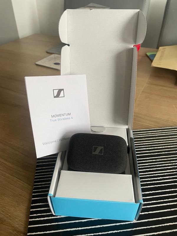 Sennheiser Momentum True Wireless 4 Earbuds | Women's Health