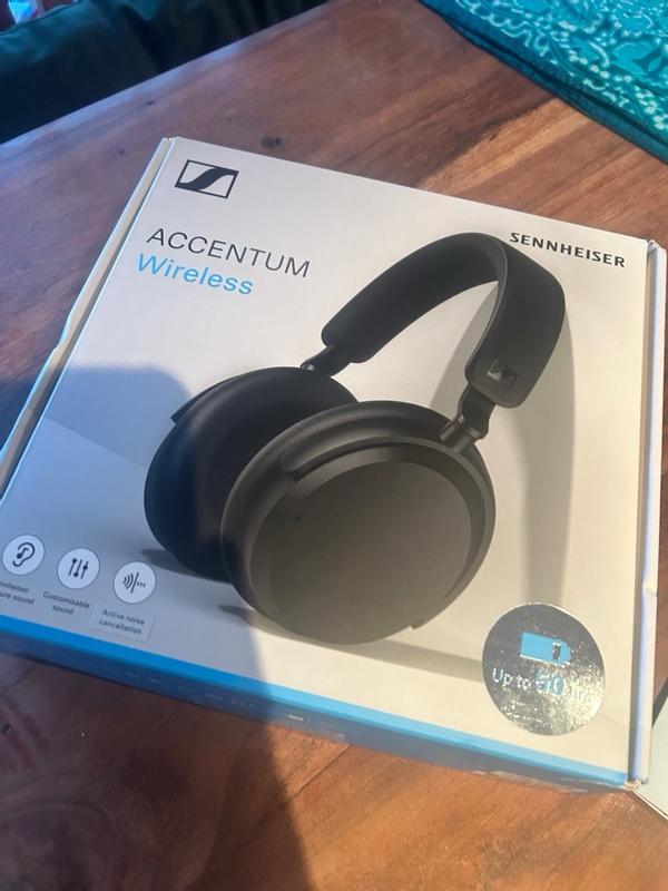 Sennheiser Wireless Accentum Headphones Black (700174) | Visions