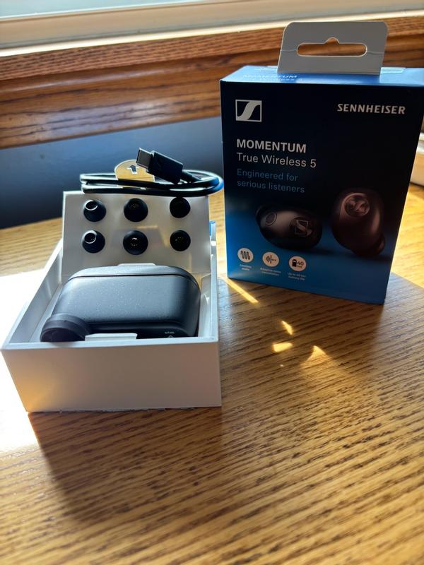 Customer photo for "Quality earbuds that don’t die instantly"