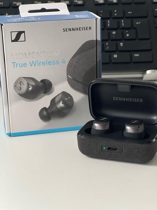 Sennheiser MomentumTrueWireless 4＋BTD600 Sennheiser Momentum 4 In-Ear Noise Cancelling Truly Wireless