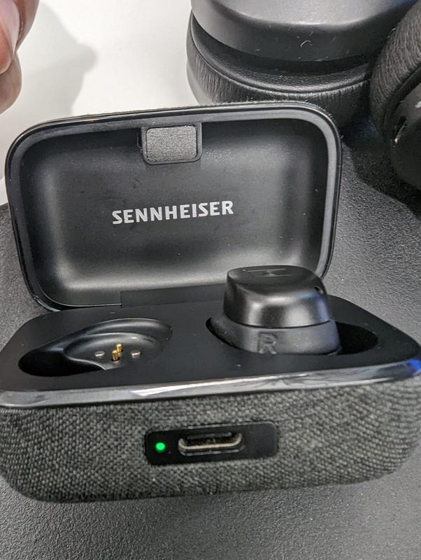 one earbud shows full charge