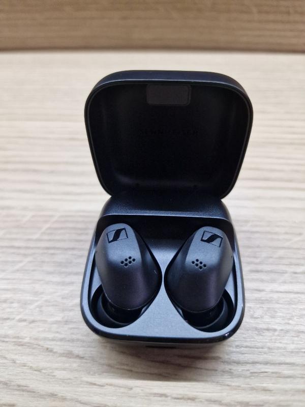 Sennheiser ACCENTUM True Wireless Wireless Bluetooth Earbuds