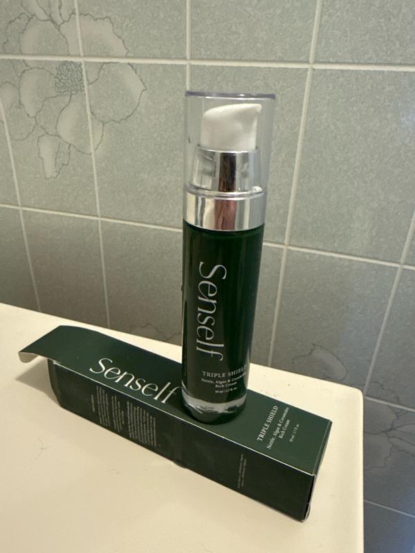 Review Thumbnail Image 0 370493187