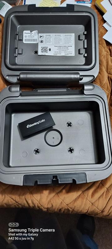 Totaly broken piece of crap.