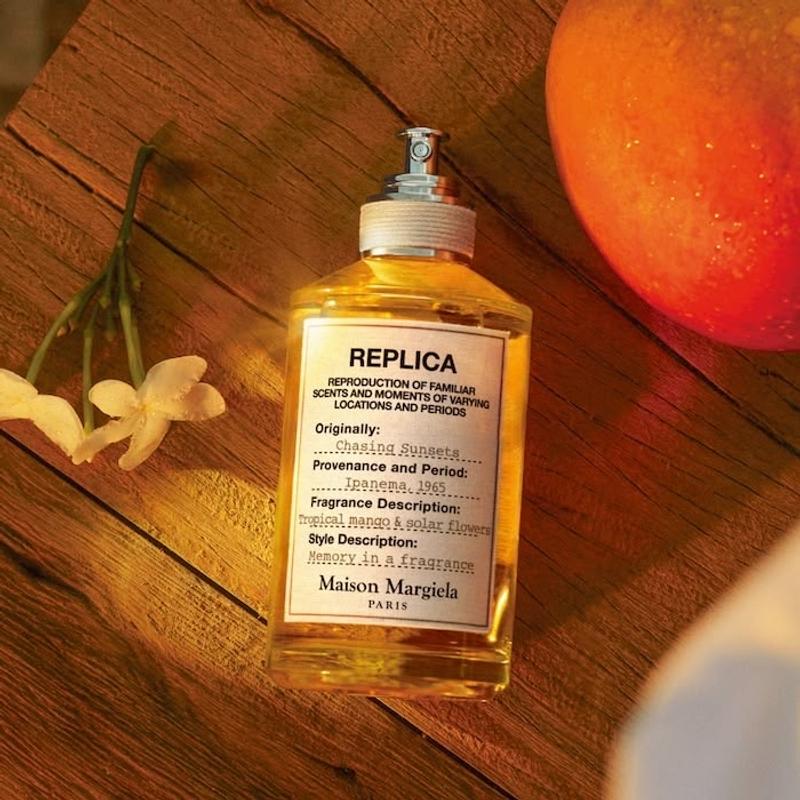 REPLICA' Chasing Sunsets Eau de Toilette with Mango and Sandalwood