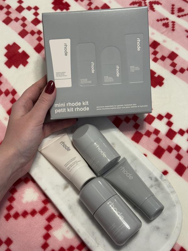 ねこさん→［新品未使用rhode skinブランド mini rhode kit Mini Rhode Kit Glazed Skincare Essentials - rhode | Sephora