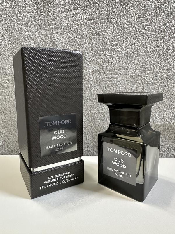 Oud Wood Travel Spray - TOM FORD | Sephora