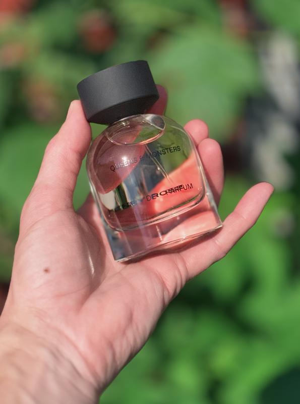 Queens + Monsters Eau de Parfum with Sandalwood + Vanilla Travel