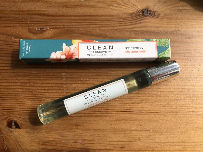H2Eau - Nectarine Petal Eau de Parfum Rollerball - CLEAN RESERVE