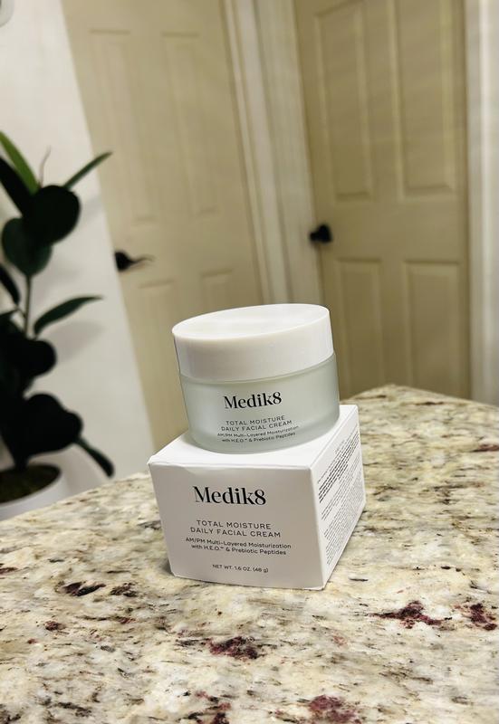 Total Moisture Daily Facial Cream Moisturizer with Prebiotic