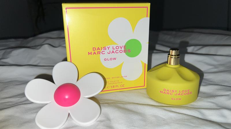 Daisy Love Glow Eau de Toilette with Bergamot, Lemon & Cashmere