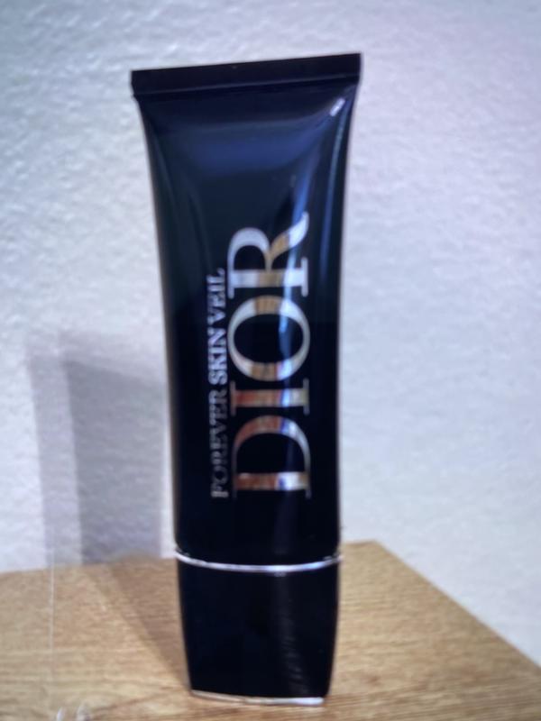 Forever Skin Veil Invisible Hydrating Glow Primer SPF 25 - DIOR