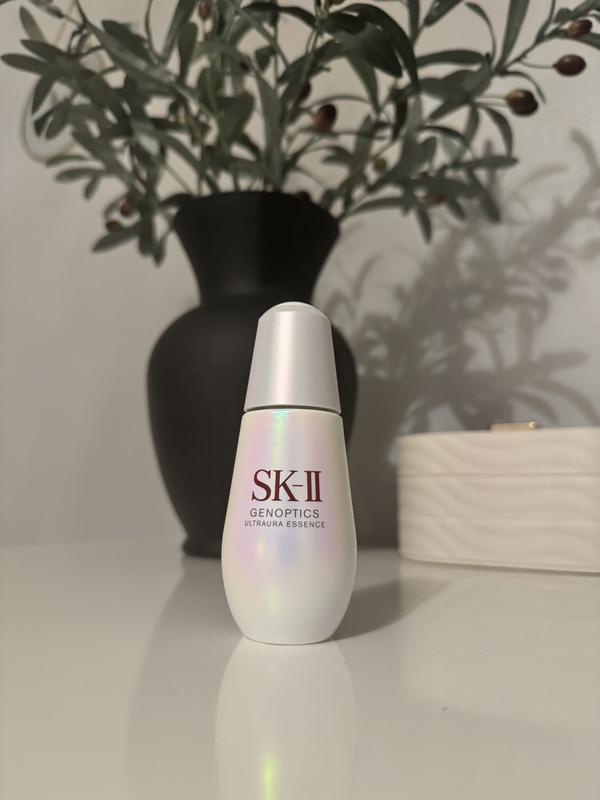Genoptics Ultraura Essence Serum | Cosmopolitan Shop Genoptics Ultraura Essence Serum | Cosmopolitan Shop