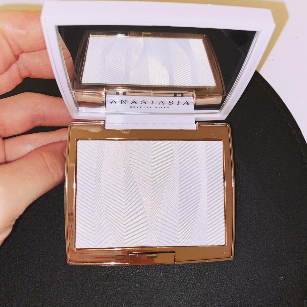 Iced Out Highlighter - Anastasia Beverly Hills | Sephora