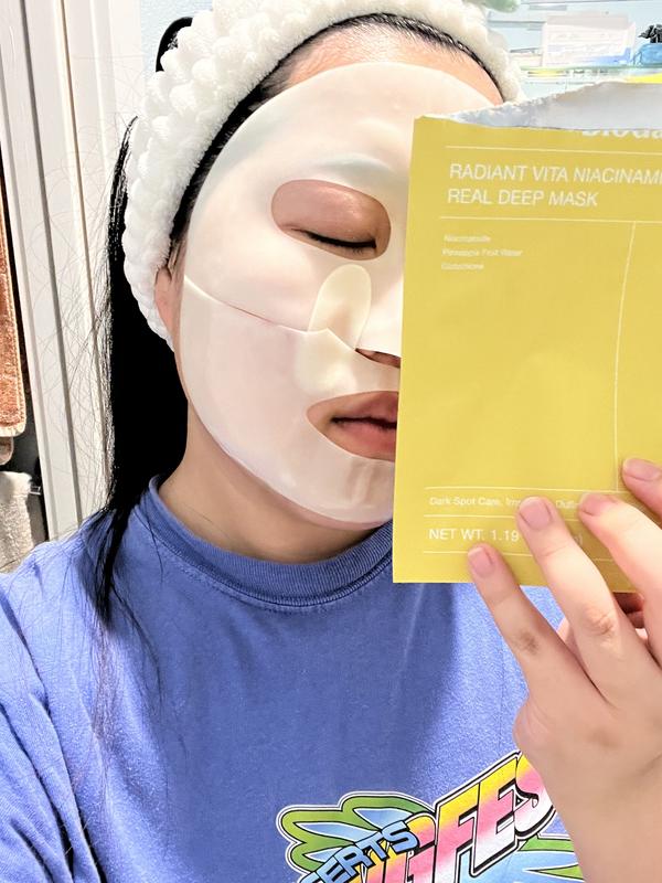 Radiant Vita Niacinamide Real Deep Mask  4 Pack for Brightening Dull Skin  & Dark Spot Care - Biodan