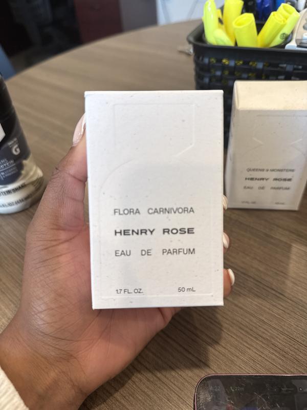 Flora Carnivora Eau de Parfum with Jasmine + Tuberose Travel Spray