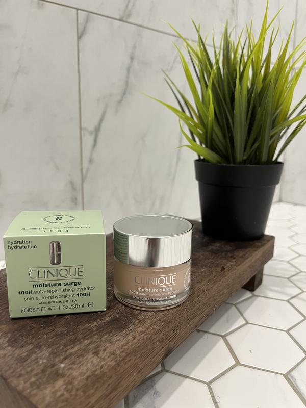 Moisture Surge™ 100H Auto-Replenishing Hydrator Moisturizer