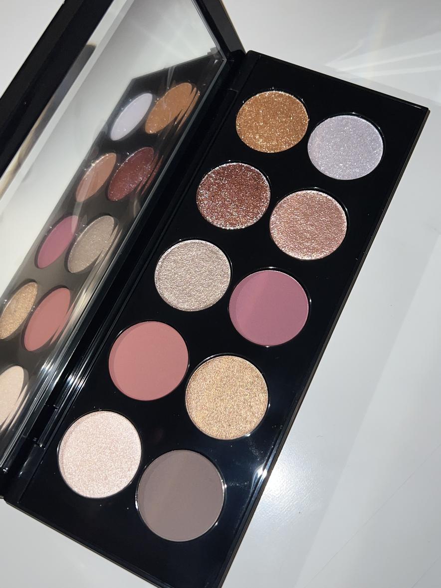 パットマクグラスラブス　MOTHERSHIP X Mothership X Eyeshadow Palette: Moonlit Seduction - PAT