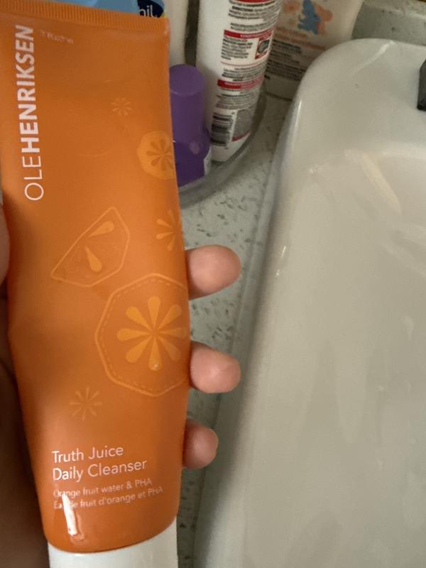 Truth Juice™ Daily Cleanser - OLEHENRIKSEN | Sephora