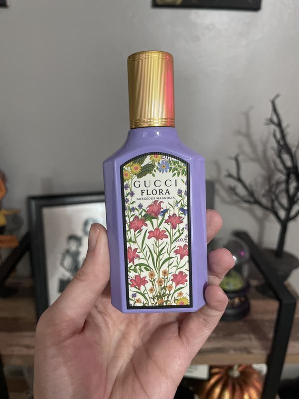 Flora Gorgeous Magnolia Eau de Parfum Travel Spray with Berries