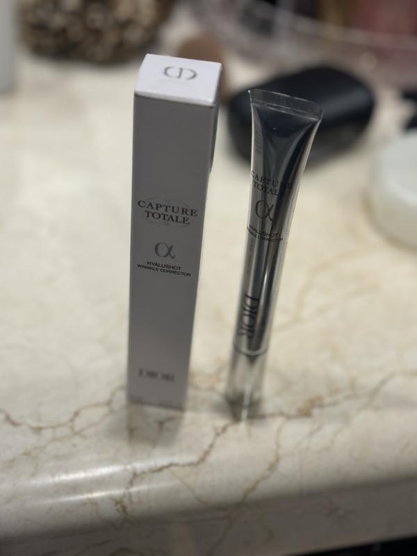 Capture Totale Hyalushot: Wrinkle Corrector with Hyaluronic Acid