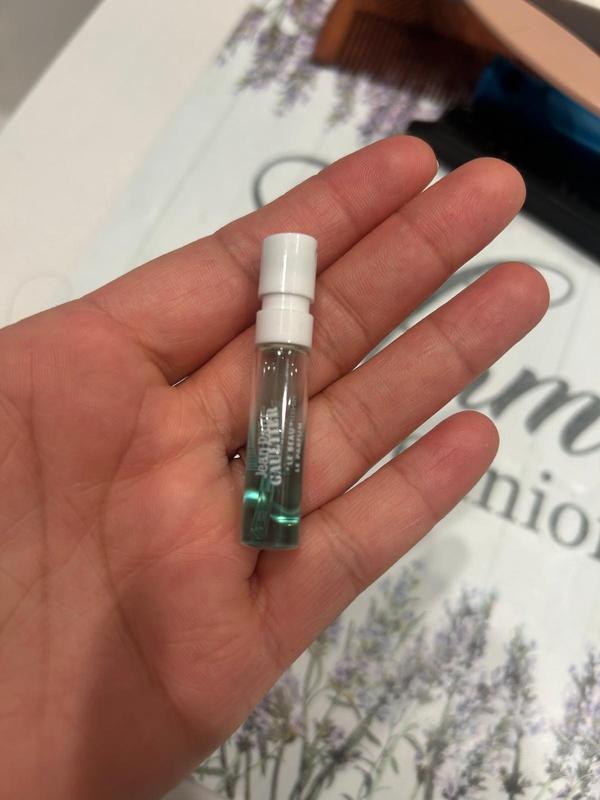 review photo