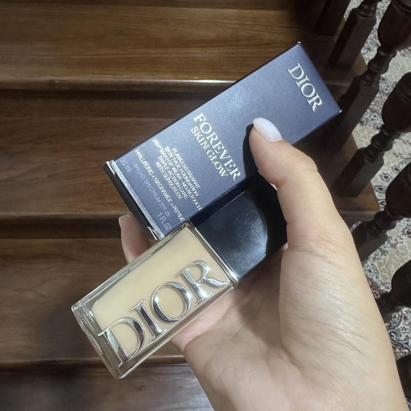 Forever Skin Glow Liquid Foundation 24HR Wear - DIOR | Sephora