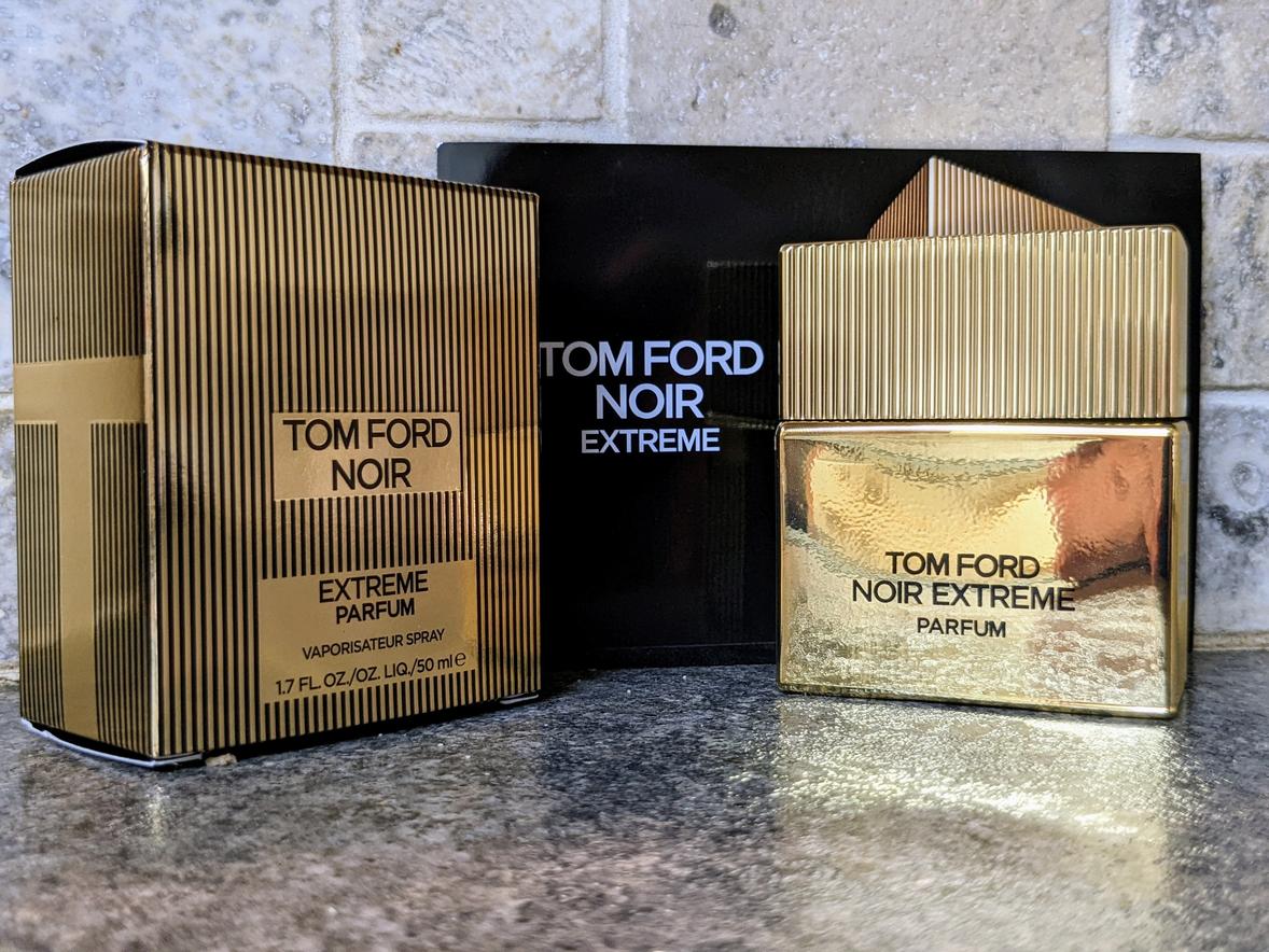 Noir Extreme Parfum Fragrance - TOM FORD | Sephora