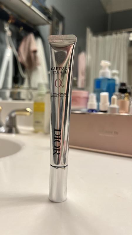 Capture Totale Hyalushot: Wrinkle Corrector with Hyaluronic Acid