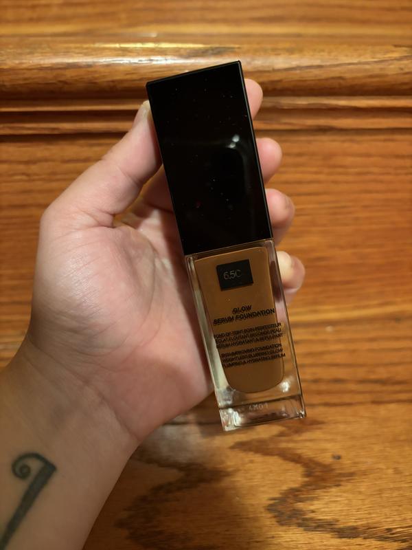 Prisme Libre Glow Serum Blurring Foundation with Natural Finish