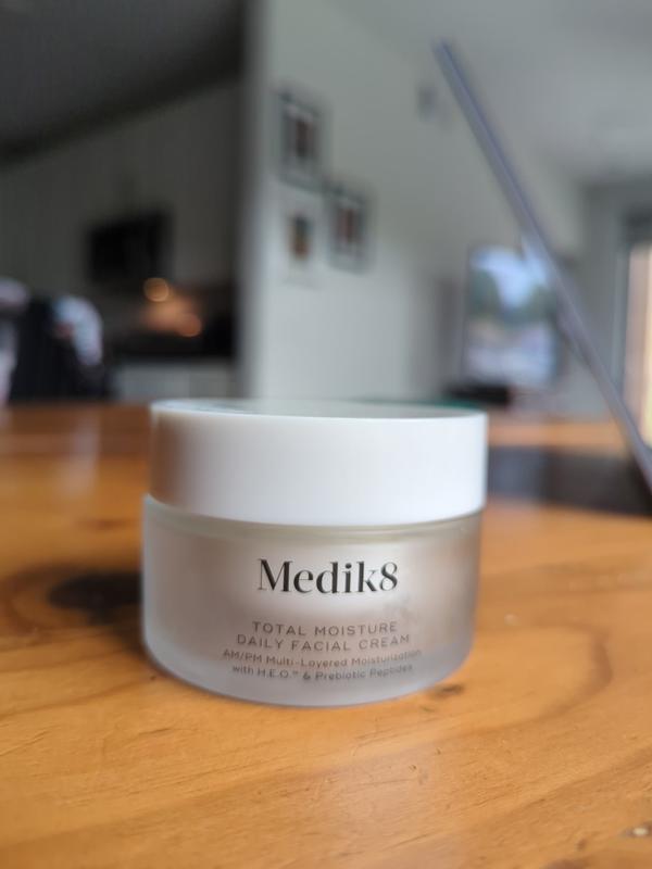 Total Moisture Daily Facial Cream Moisturizer with Prebiotic