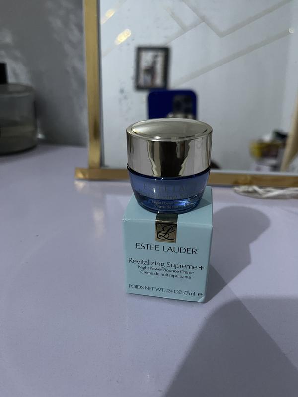 Revitalizing Supreme+ Moisturizer Night Power Bounce Cream with