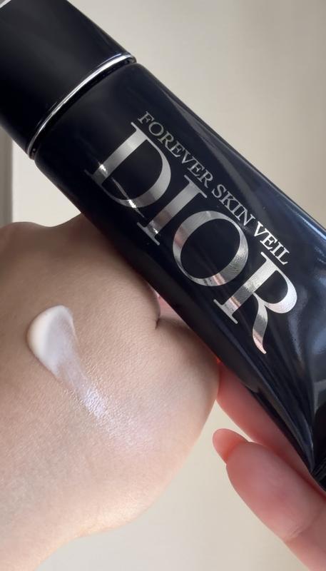 Forever Skin Veil Invisible Hydrating Glow Primer SPF 25 - DIOR