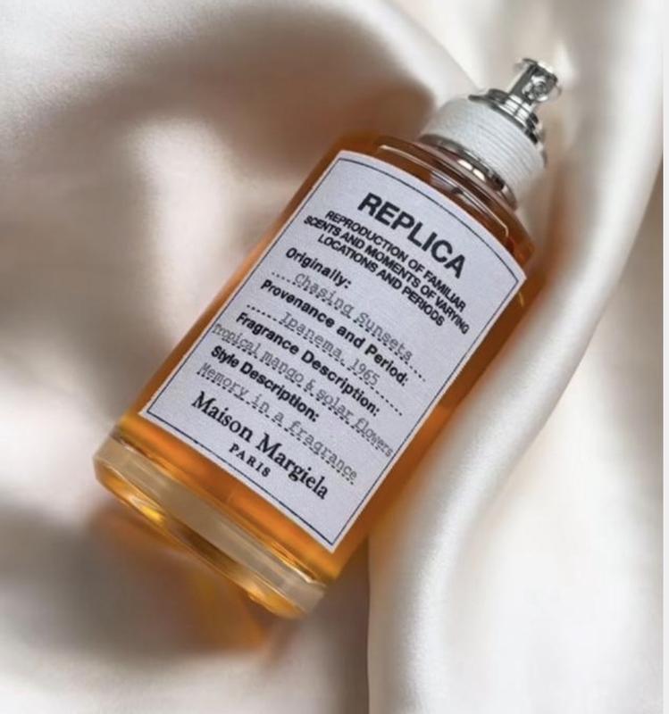 REPLICA' Chasing Sunsets Eau de Toilette with Mango and Sandalwood