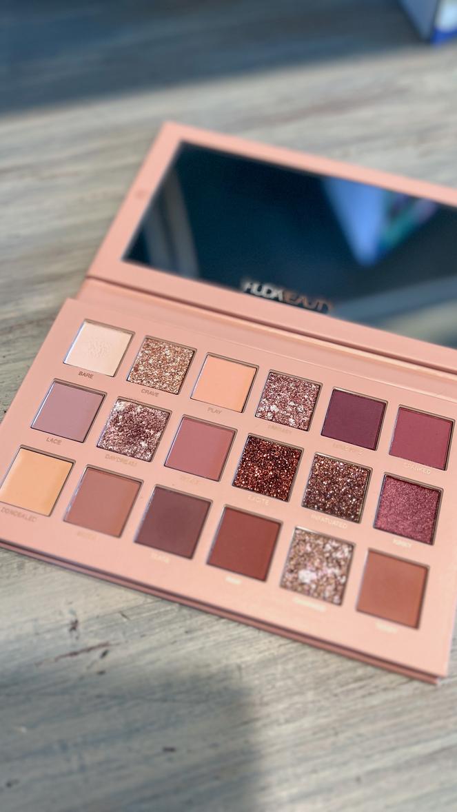 The New Nude Eyeshadow Palette - HUDA BEAUTY | Sephora