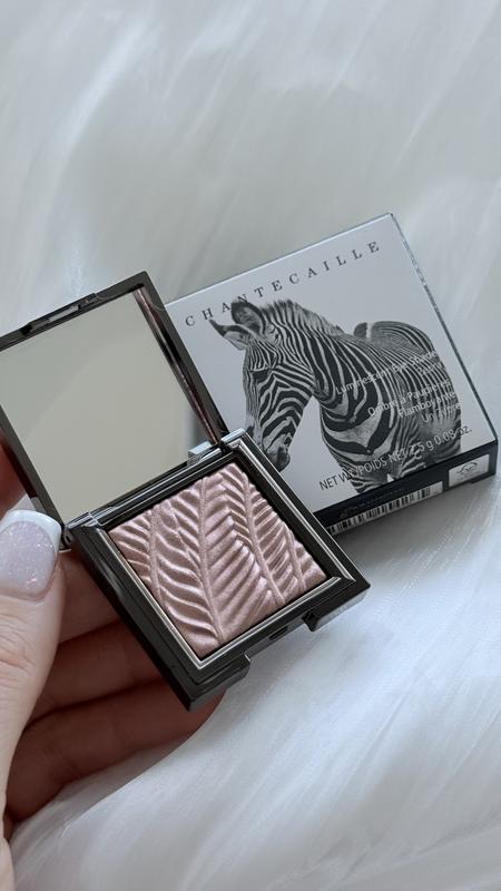 Chantecaille アイシャドウ Pangolin, Zebra Sheer Gel-Powder Shimmer Eye Shadow - CHANTECAILLE | Sephora